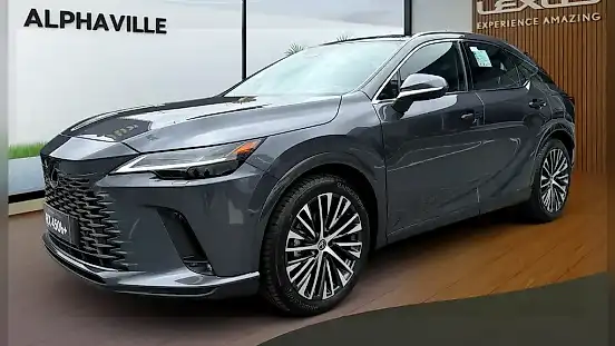 Foto de um lexus nx 450h+