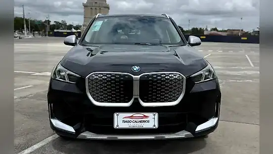 Foto de um bmw ix1