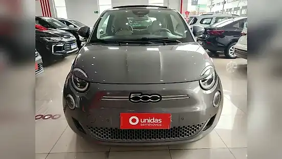 Foto de um fiat 500e