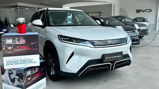 Foto de um byd yuan pro