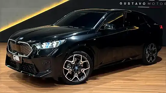 Foto de um bmw ix2
