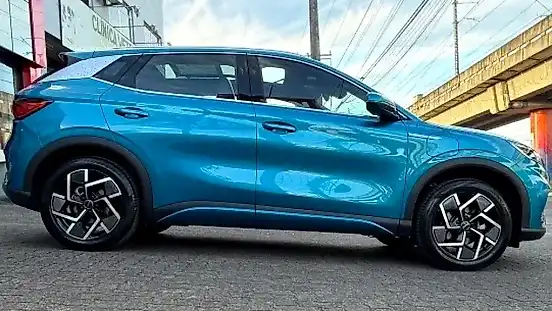 Foto de um byd yuan plus