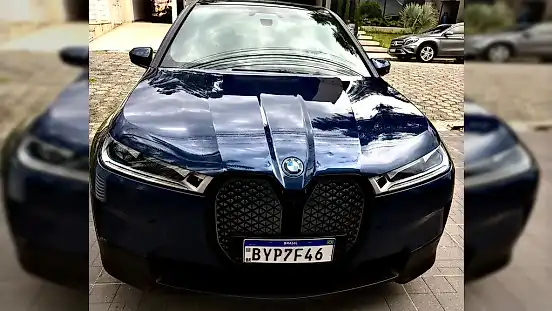 Foto de um bmw ix