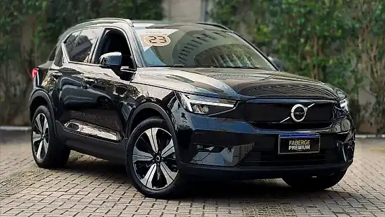 Foto de um volvo xc40 recharge