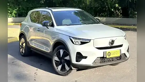 Foto de um volvo ex40