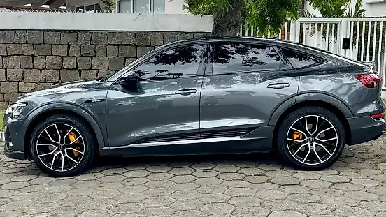 Foto de um audi e-tron