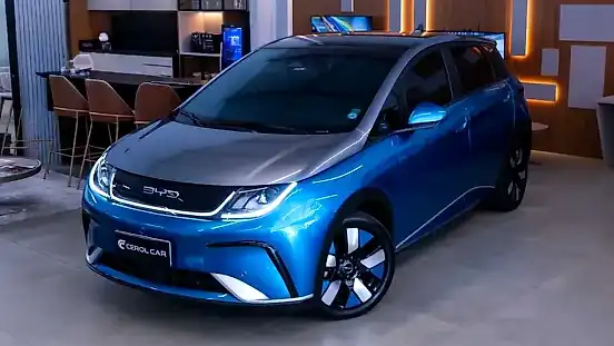 Foto de um byd dolphin plus