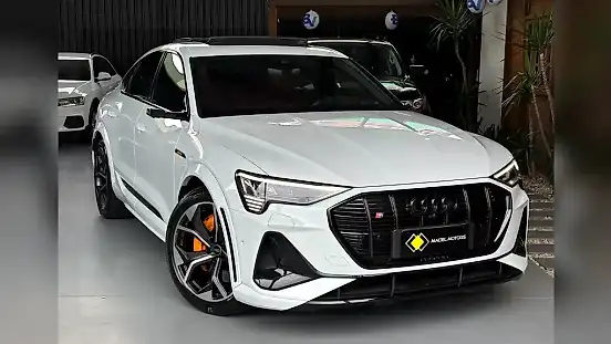 Foto de um audi e-tron s sportback