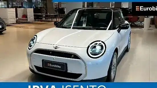 Foto de um mini cooper se