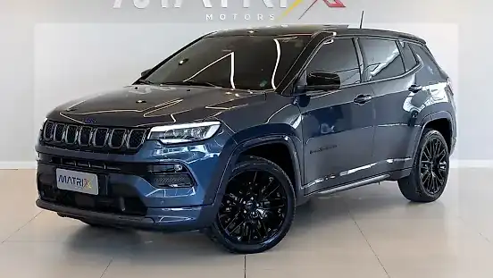 Foto de um jeep compass 4xe plug-in hybrid
