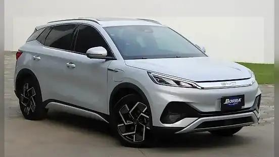 Foto de um byd yuan plus