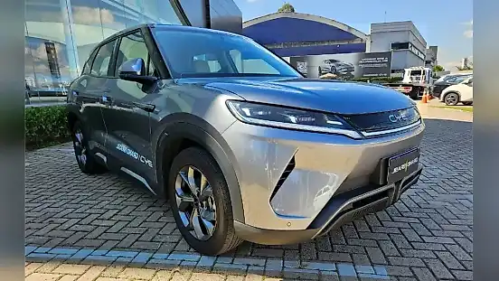 Foto de um byd yuan pro