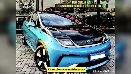 Foto de um byd dolphin plus