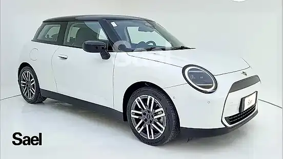 Foto de um mini cooper se