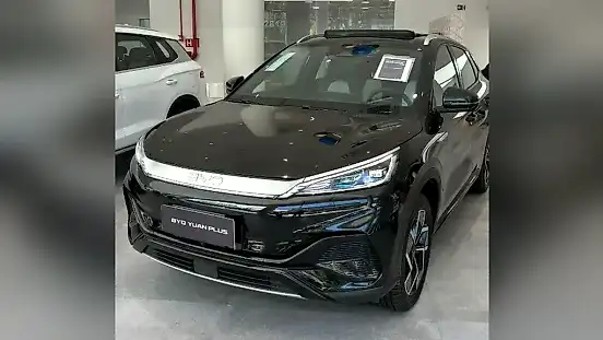 Foto de um byd yuan plus