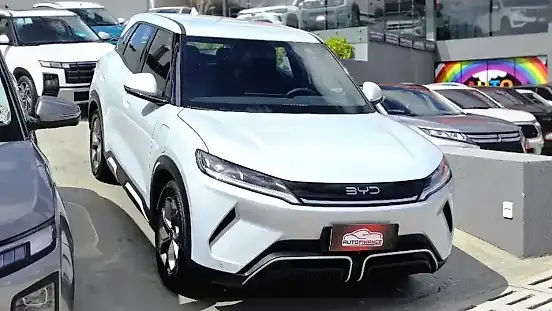 Foto de um byd yuan pro