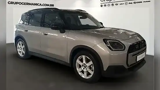Foto de um mini countryman se all4