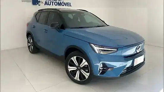 Foto de um volvo xc40 recharge