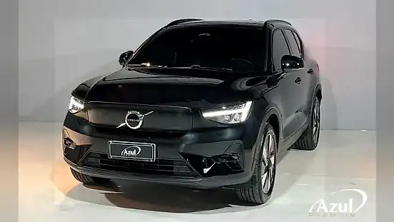 Foto de um volvo xc40 recharge