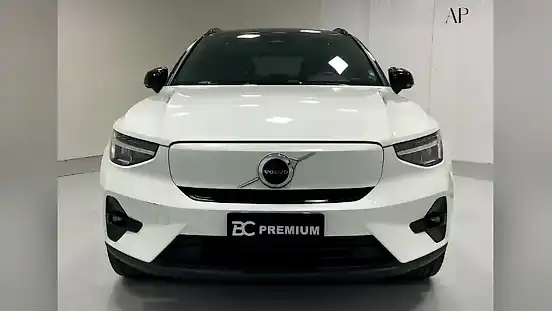 Foto de um volvo xc40 recharge