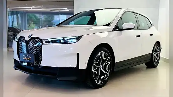 Foto de um bmw ix