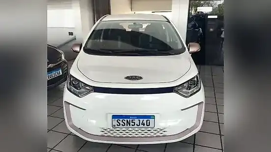 Foto de um jac e-js1