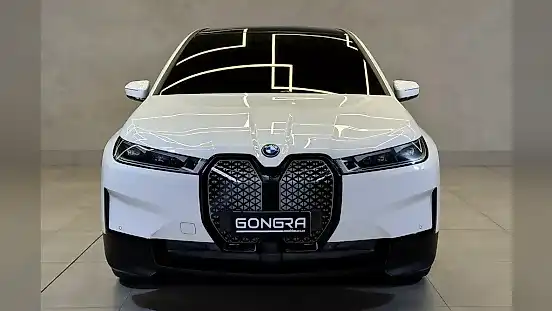 Foto de um bmw ix