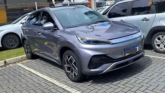 Foto de um byd yuan plus