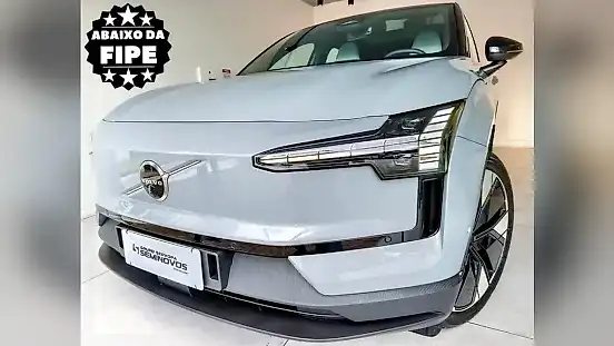 Foto de um volvo ex30