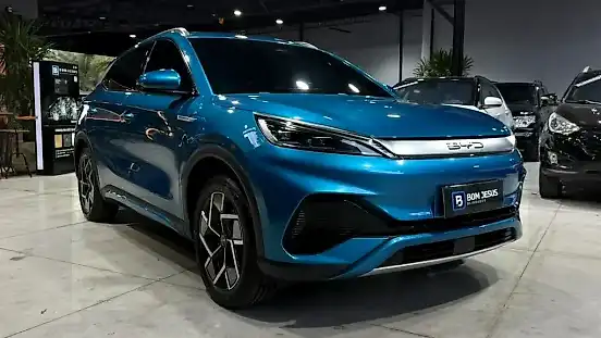 Foto de um byd yuan plus