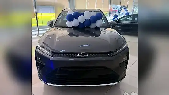 Foto de um chevrolet captiva ev