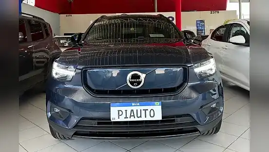 Foto de um volvo xc40 recharge