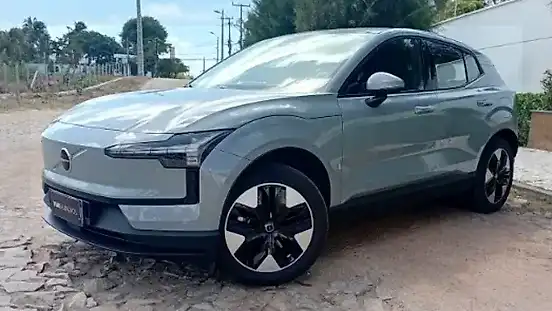 Foto de um volvo ex30