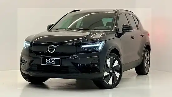 Foto de um volvo xc40 recharge