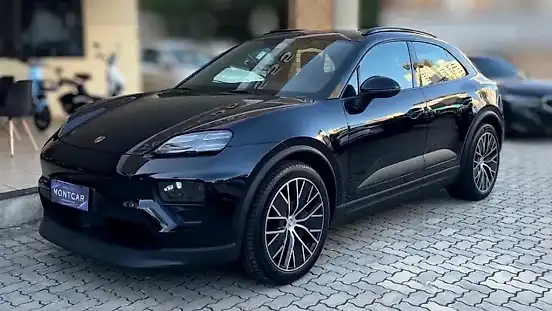 Foto de um porsche macan