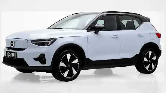 Foto de um volvo xc40 recharge