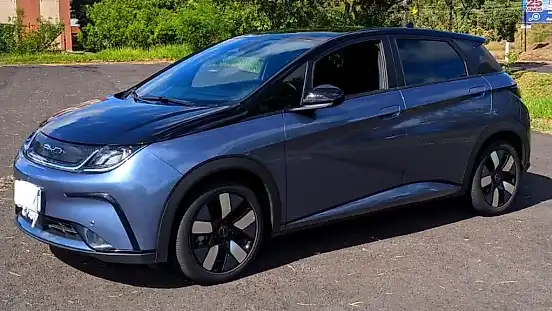 Foto de um BYD Dolphin Plus