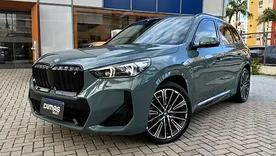 Foto de um bmw ix1
