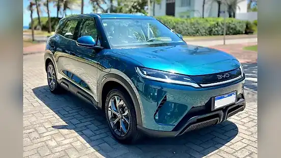 Foto de um byd yuan pro