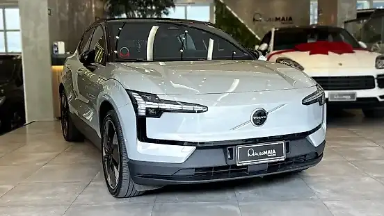 Foto de um volvo ex30