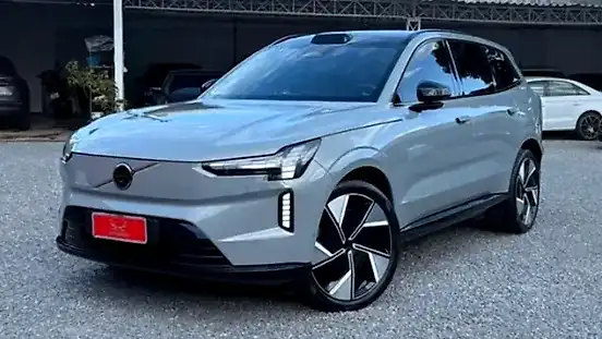 Foto de um volvo ex90