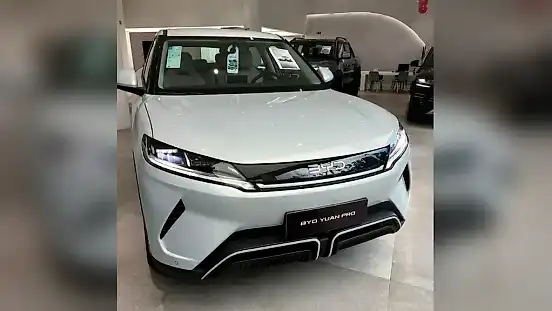 Foto de um byd yuan pro