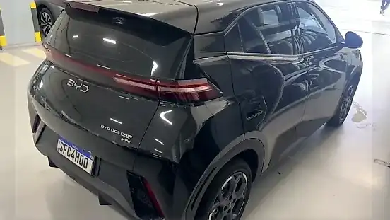 Foto de um byd dolphin mini