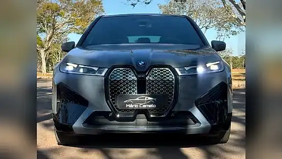 Foto de um bmw ix