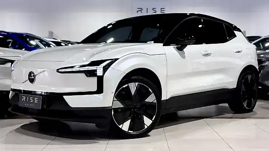 Foto de um volvo ex30