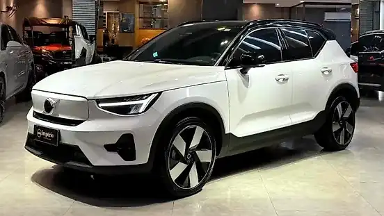 Foto de um volvo xc40 recharge
