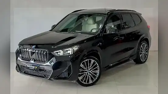 Foto de um bmw ix1