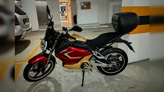 Foto de um chery icar