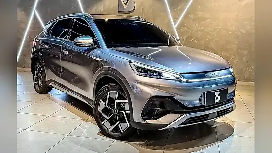 Foto de um byd yuan plus