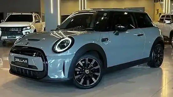 Foto de um mini cooper se